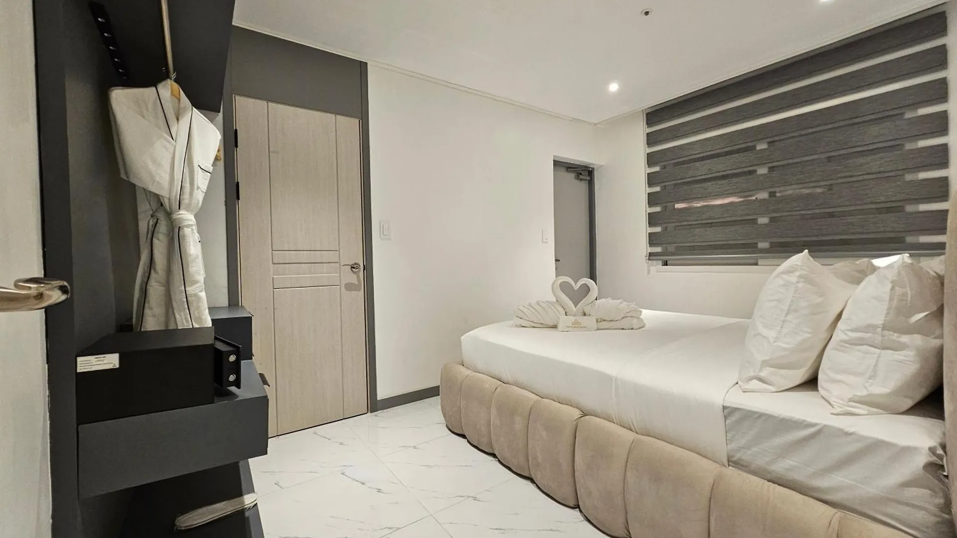 The Clover Hotel Angeles