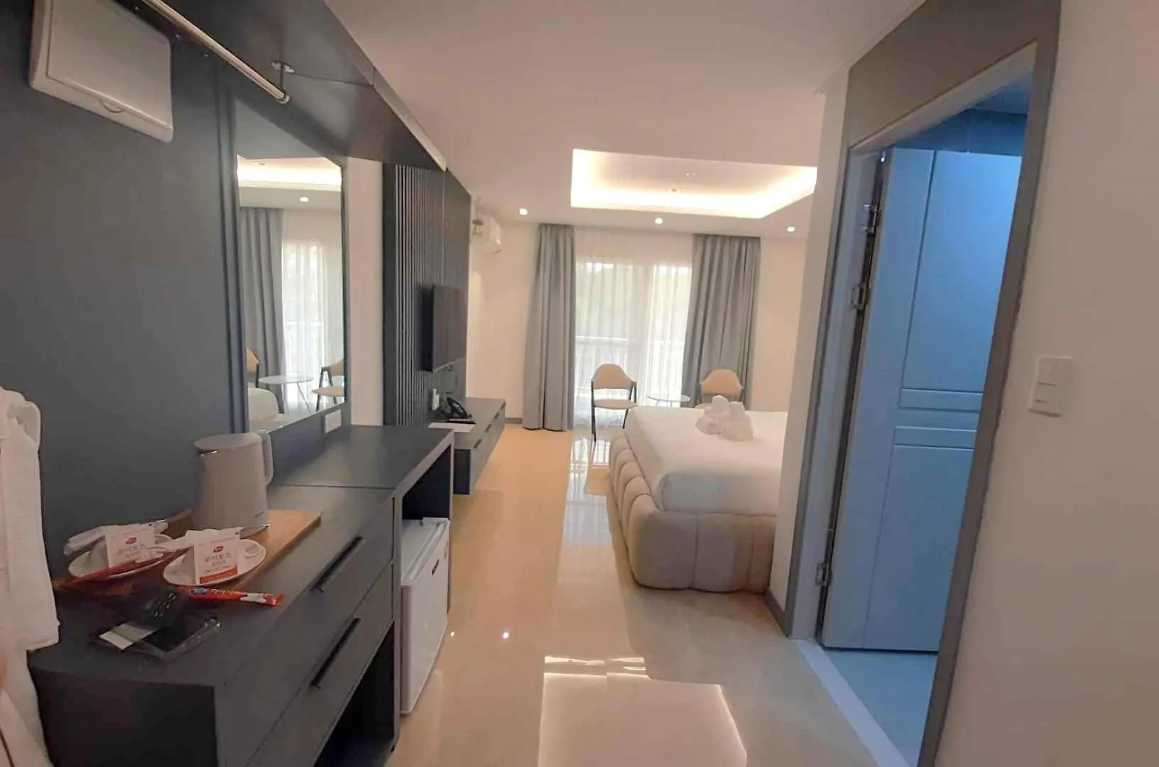 The Clover Hotel Angeles